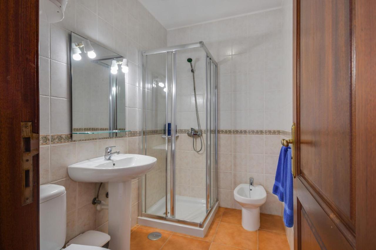 Apartamentos Flor Tres Калета де Себо Екстер'єр фото